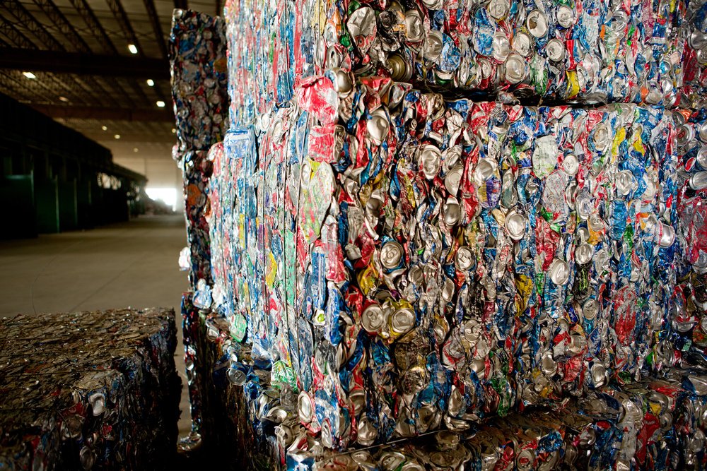 Aluminum can